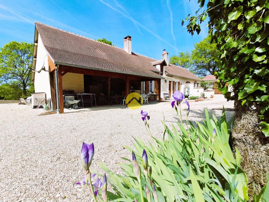 Fermette / Longere   de plus  1 Ha Ecueille, 5 pièces à vendre