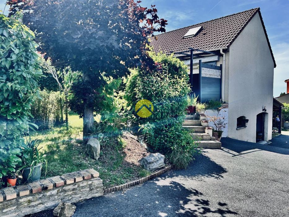 Villa T6 au calme