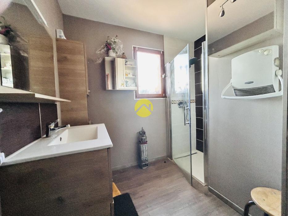 Villa T6 au calme
