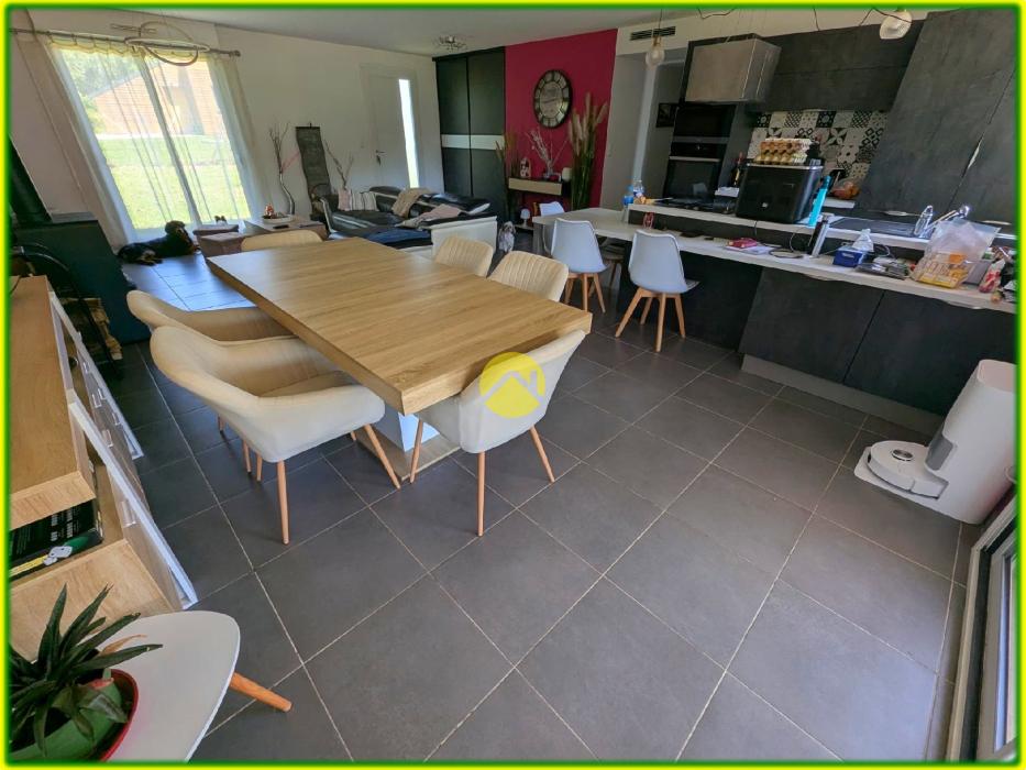MAISON 4 CHAMBRES + Près