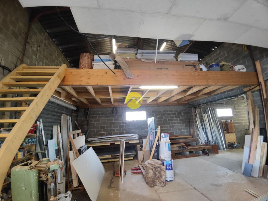 ENTREPOT BELLE VISIBILTE 500 M² 