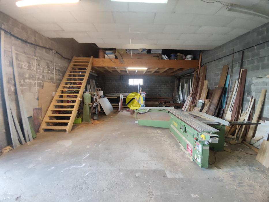 ENTREPOT BELLE VISIBILTE 500 M² 