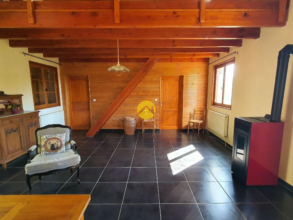 Maison sur 18 833 m²