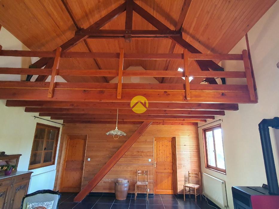 Maison sur 18 833 m²