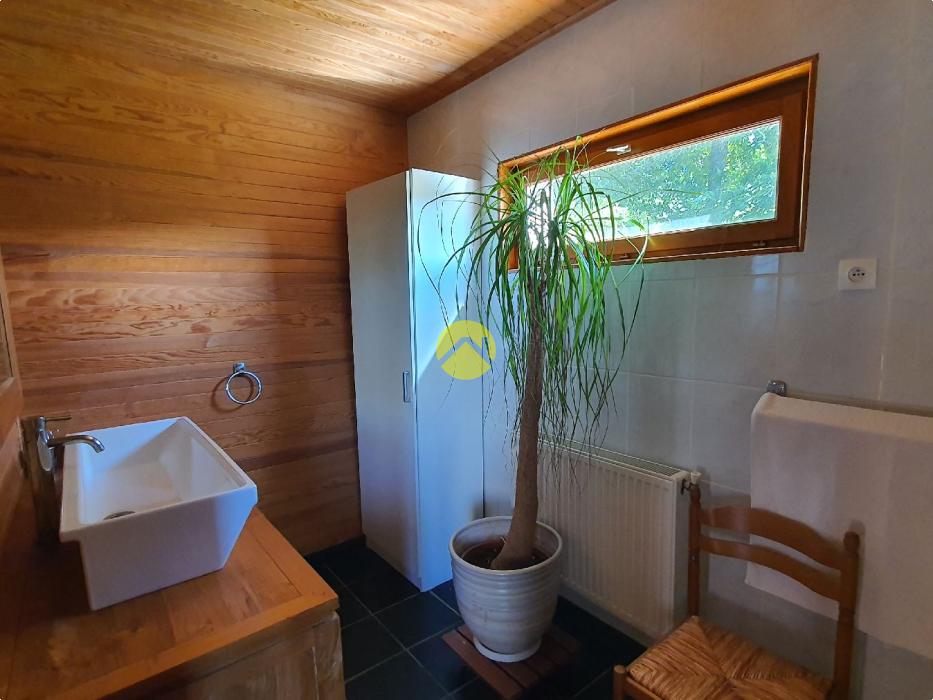 Maison sur 18 833 m²