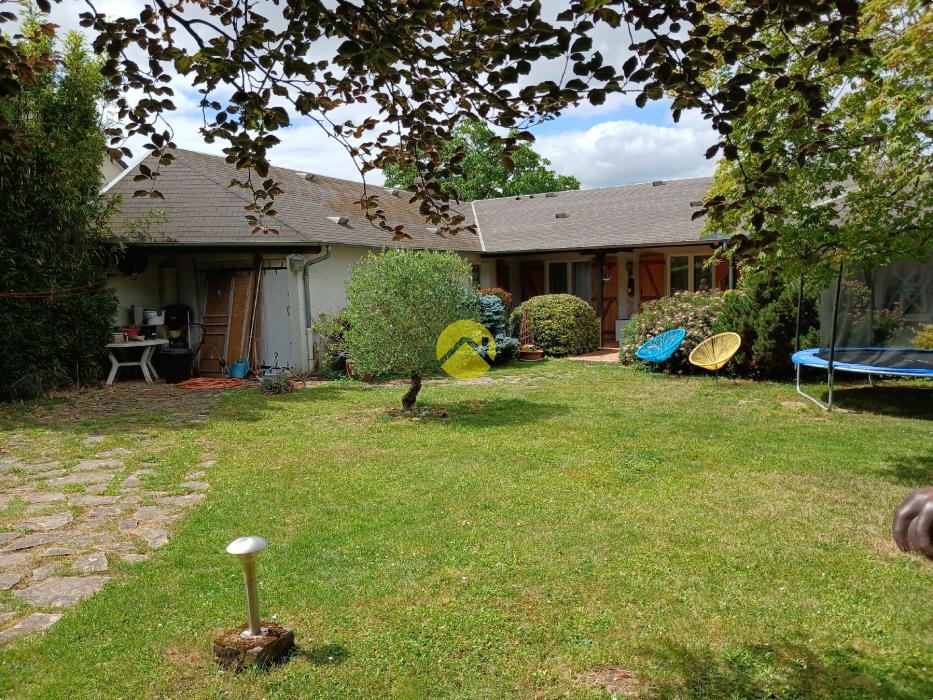2 maisons et grands garages