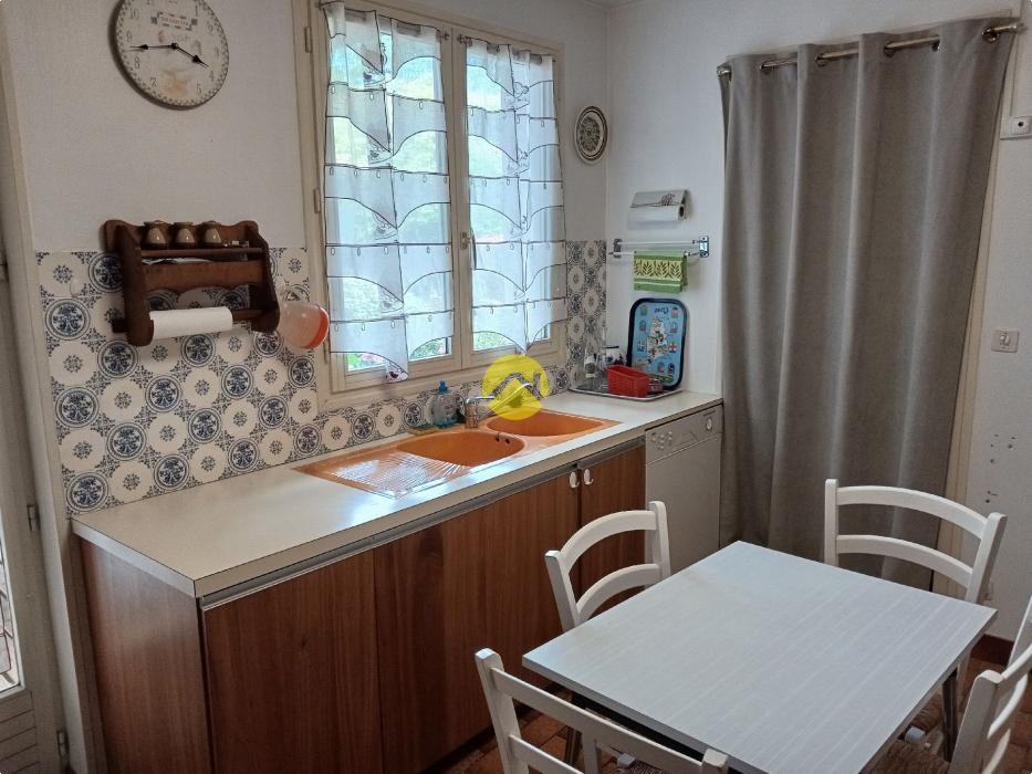 2 maisons et grands garages