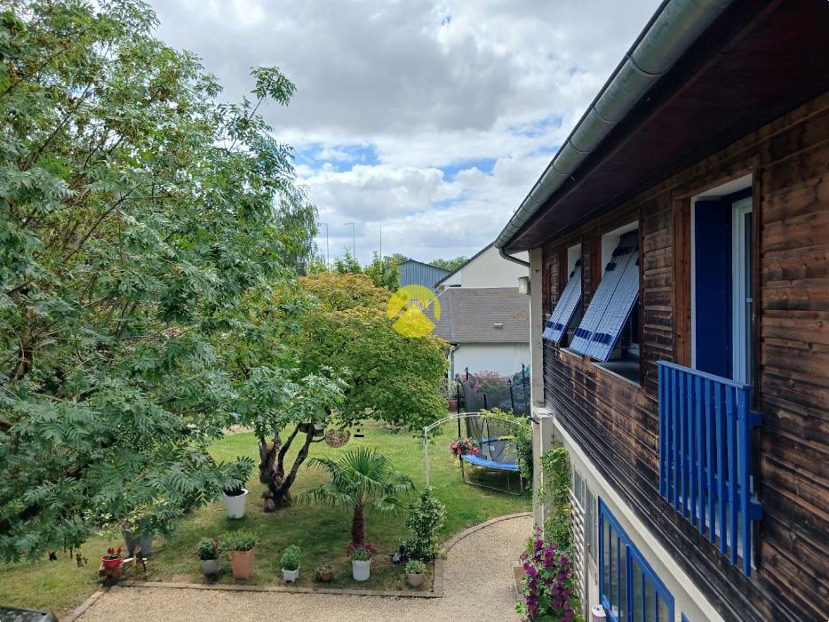 2 maisons et grands garages