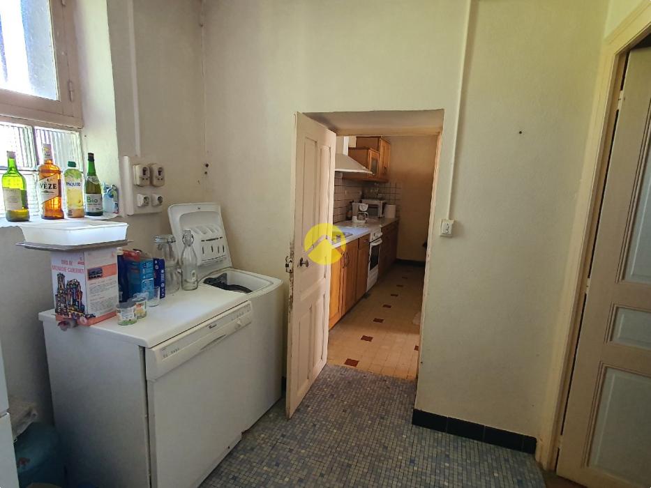 Maison familiale avec dépendances