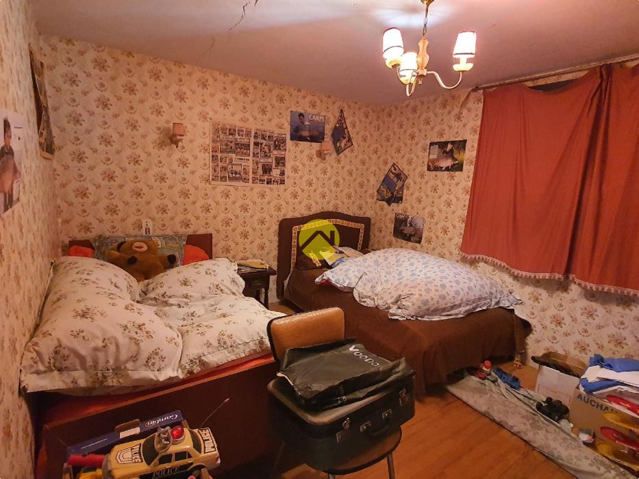Maison familiale avec dépendances