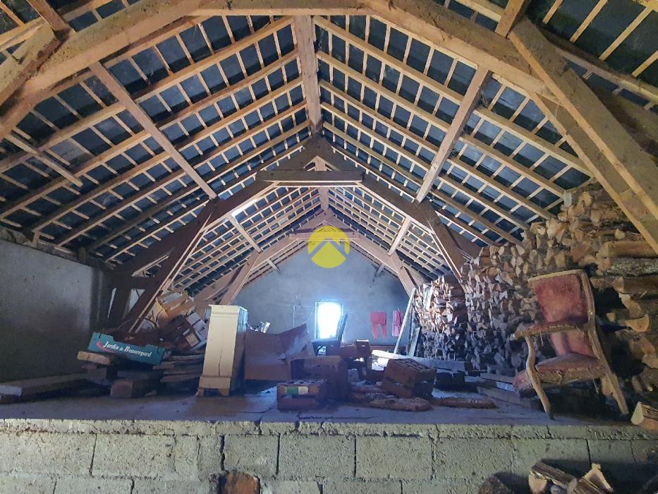 Maison familiale avec dépendances