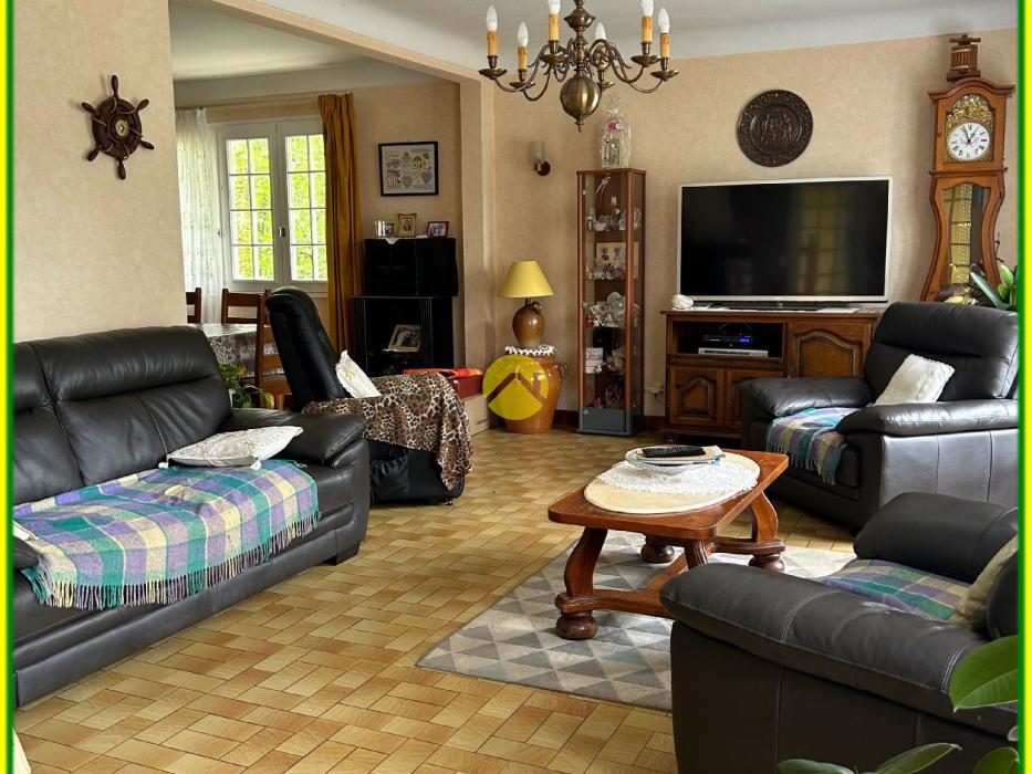 Maison 5 Chambres+Bois+Plan d'eau