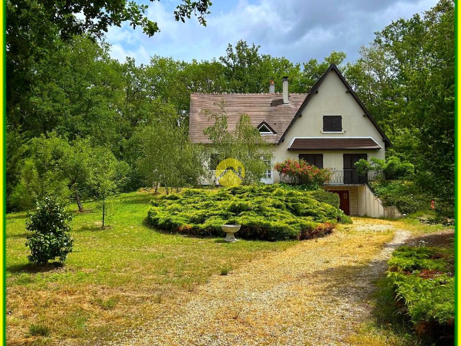 Maison 5 Chambres+Bois+Plan d'eau