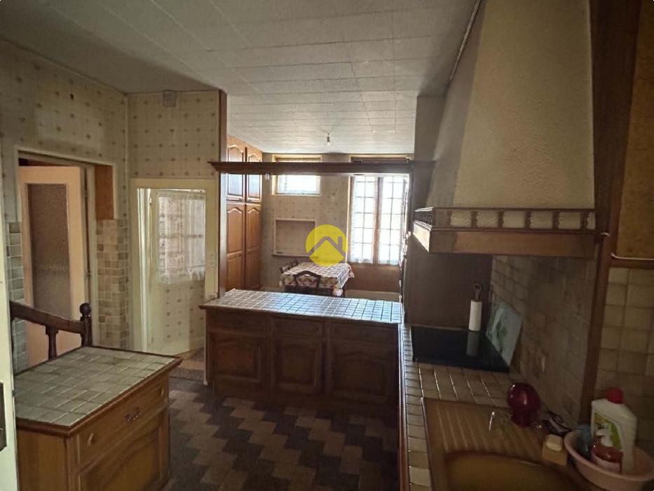 2 maisons avec garage et jardin