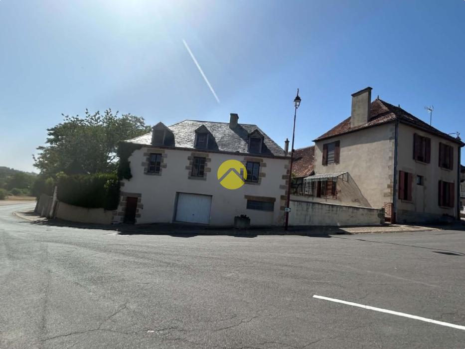 2 maisons avec garage et jardin