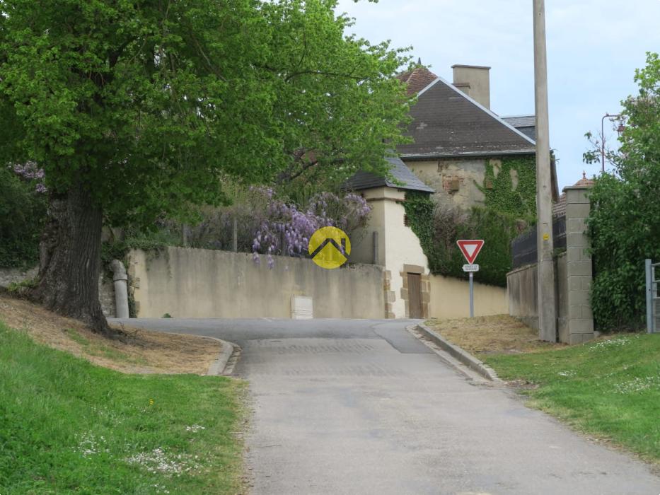 2 maisons avec garage et jardin