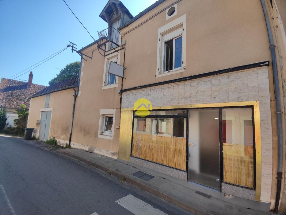 IMMEUBLE DE RAPPORT EN CENTRE-VILLE