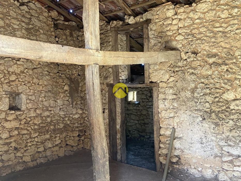 Belle maison en pierre