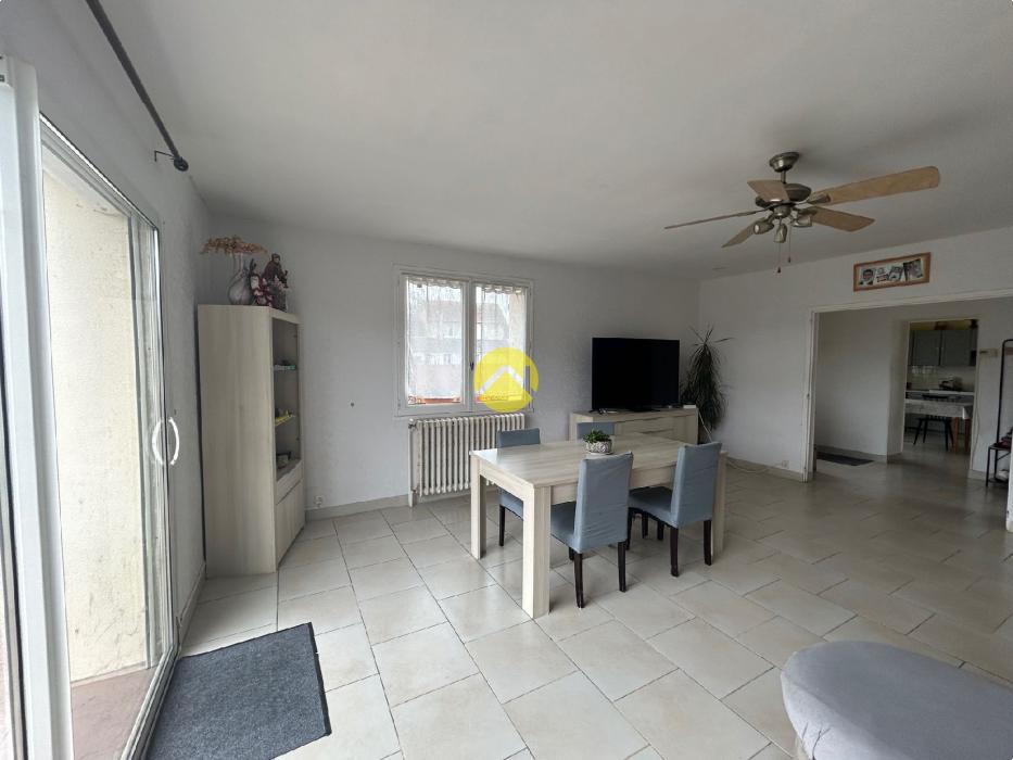MAISON FAMILIALE