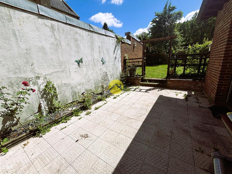 Maison familiale avec jardin