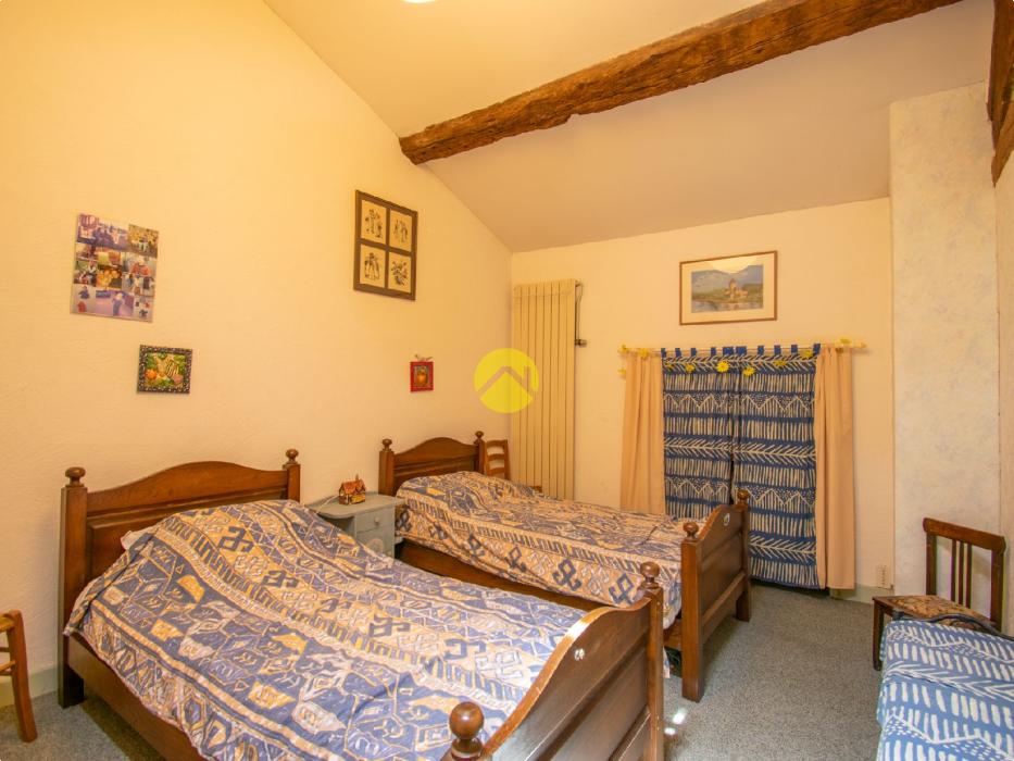 Maison avec gîte au centre bourg