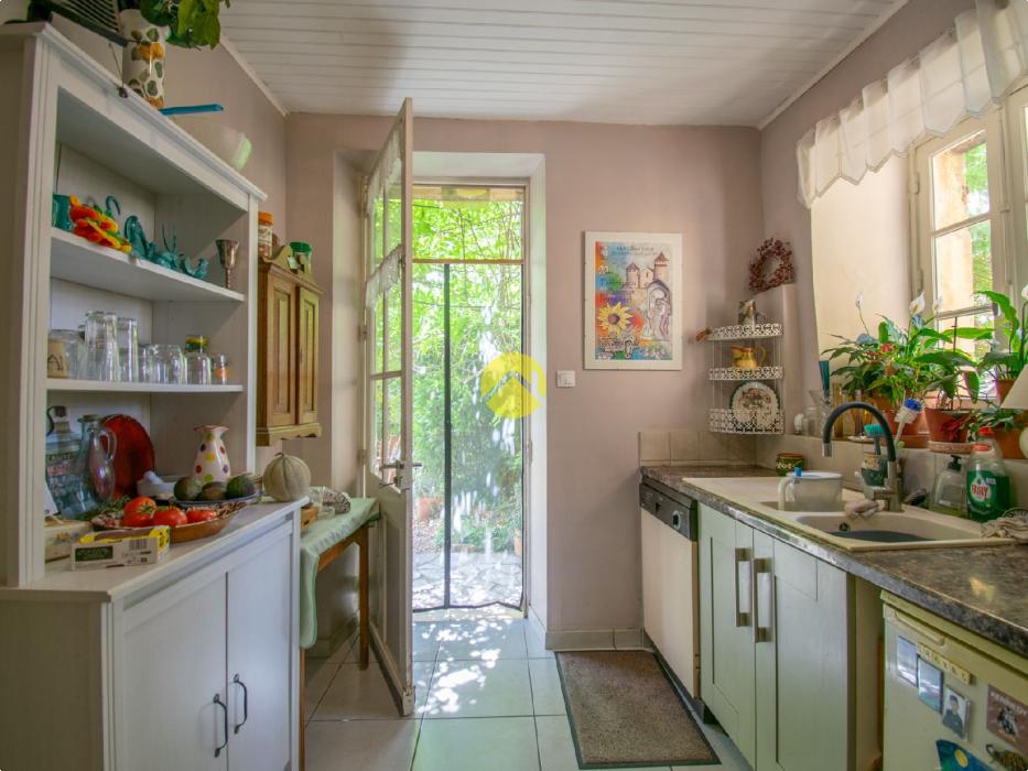 Maison avec gîte au centre bourg