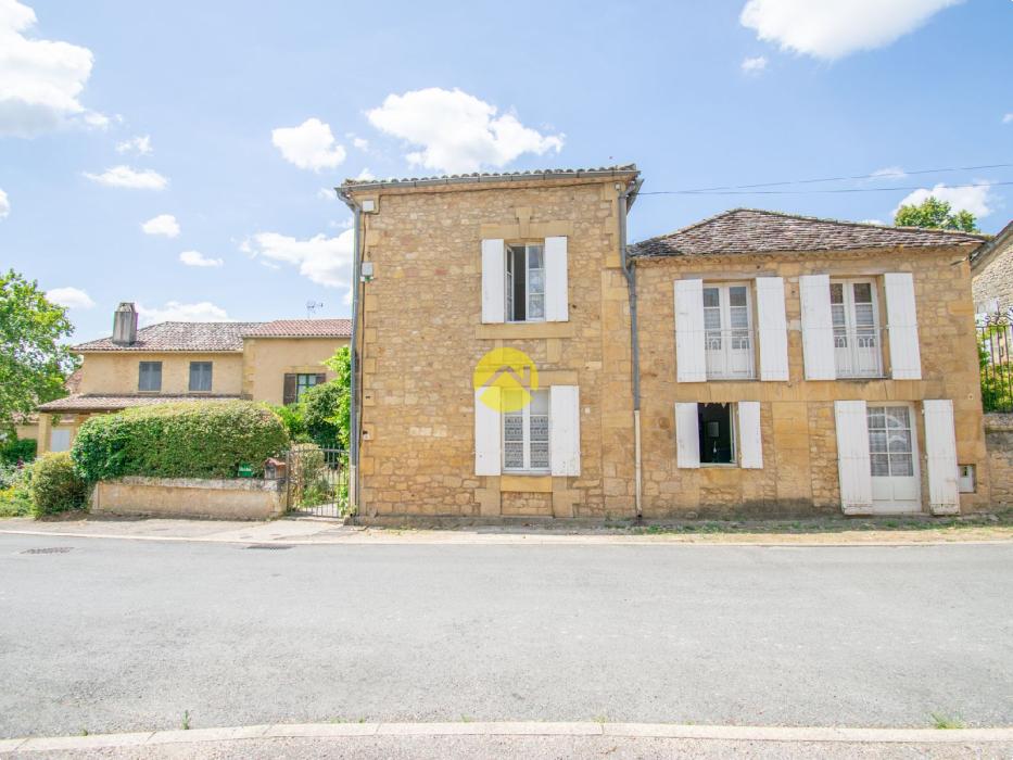 Maison avec gîte au centre bourg