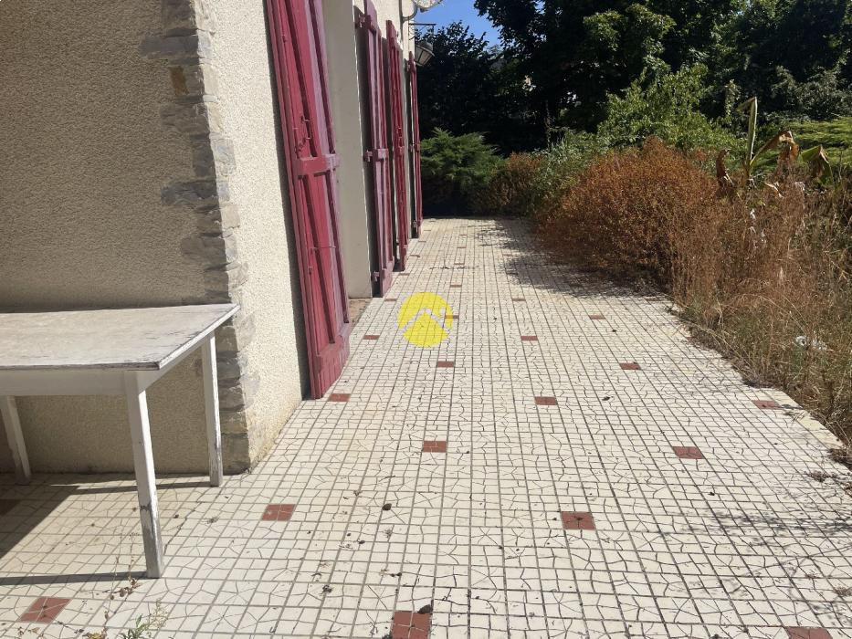 Maison 260m².7ch.Sous-sol.sur2400m²