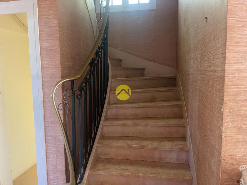 Maison 260m².7ch.Sous-sol.sur2400m²
