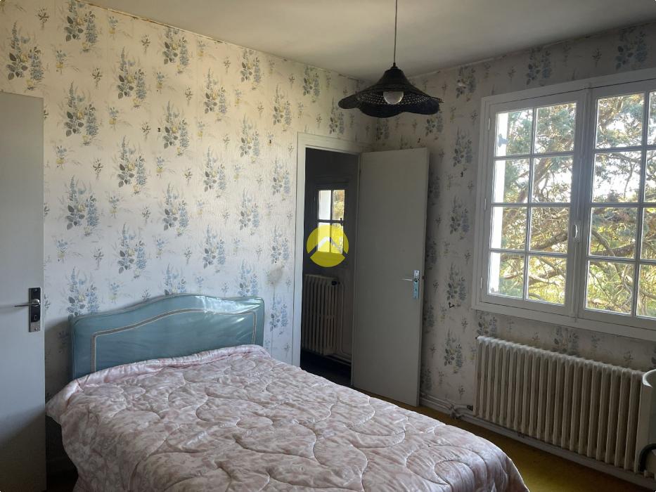 Maison 260m².7ch.Sous-sol.sur2400m²
