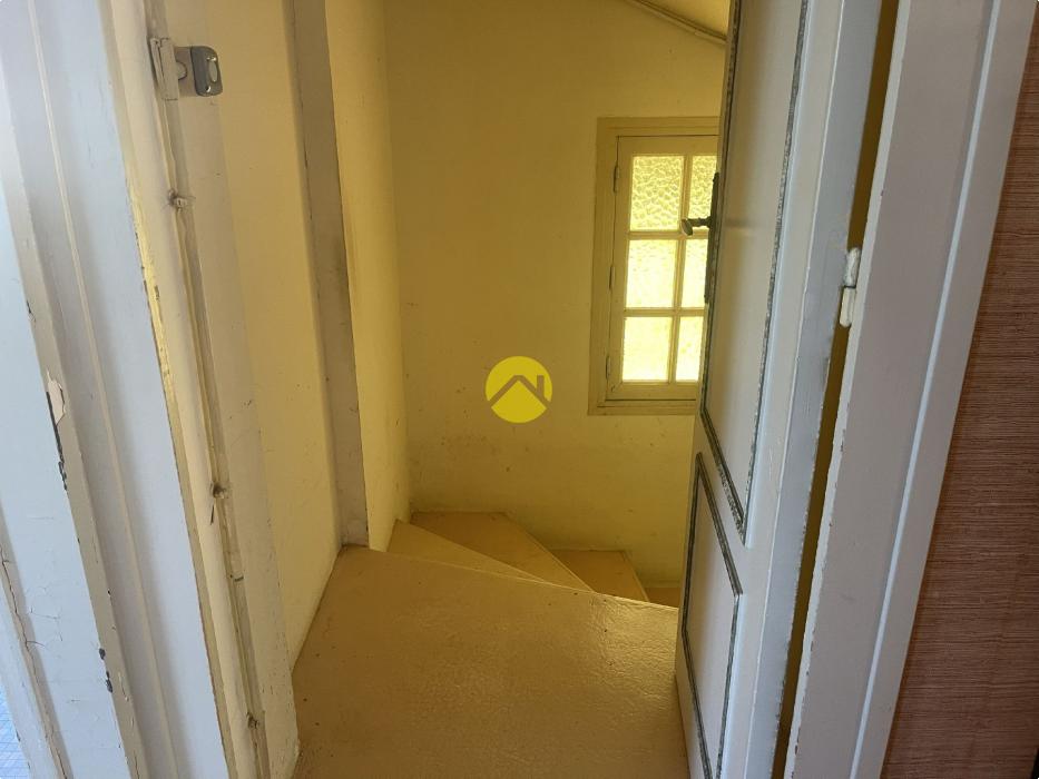 Maison 260m².7ch.Sous-sol.sur2400m²