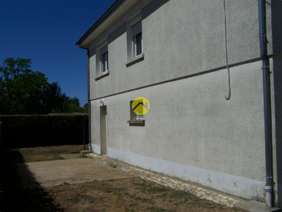 MAISON INDEPENDANTE TRES BON ETAT 