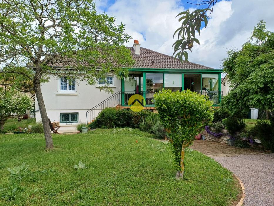 TRES JOLIE MAISON SUR SOUS SOL