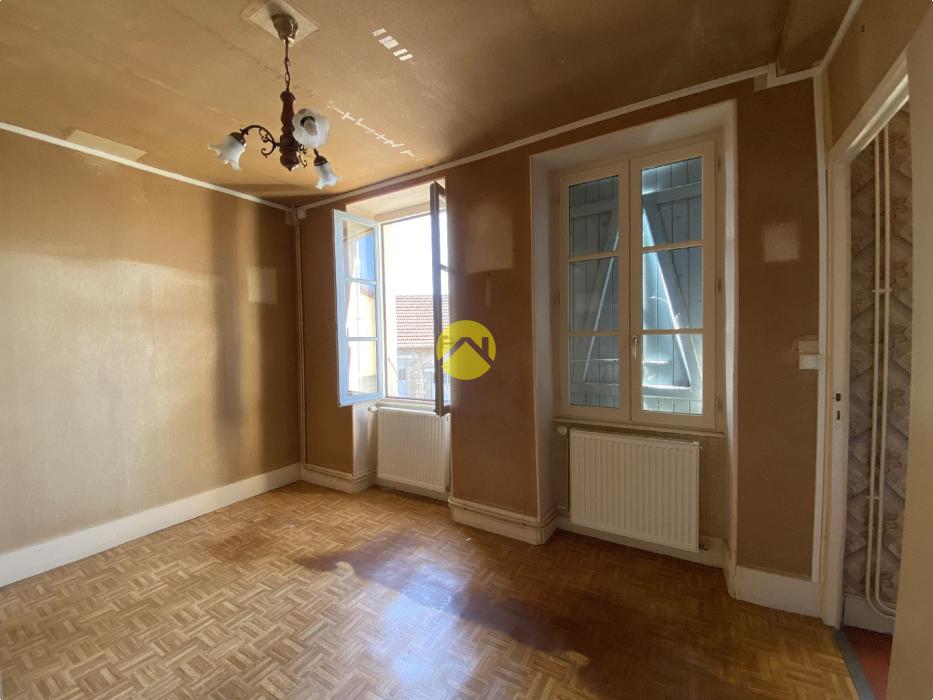 APPARTEMENT 80 m², 3 CHAMBRES