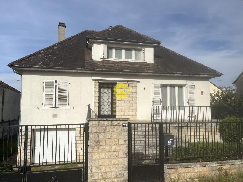 GRANDE MAISON PROCHE DE TOUT