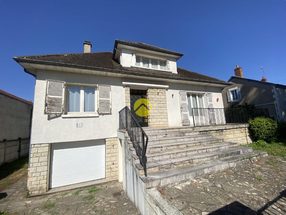 GRANDE MAISON PROCHE DE TOUT