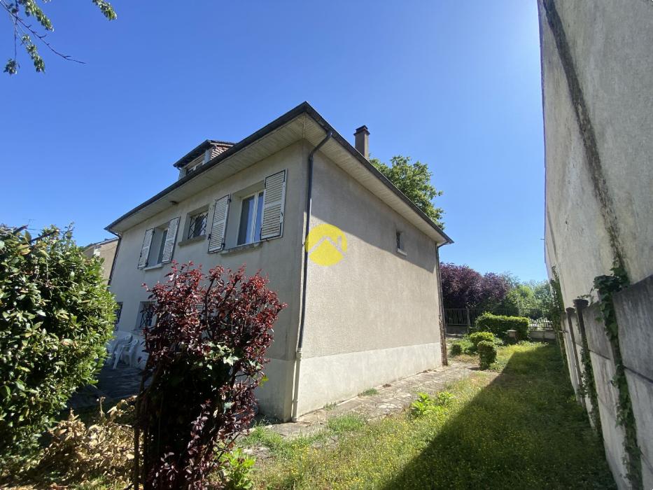 GRANDE MAISON PROCHE DE TOUT