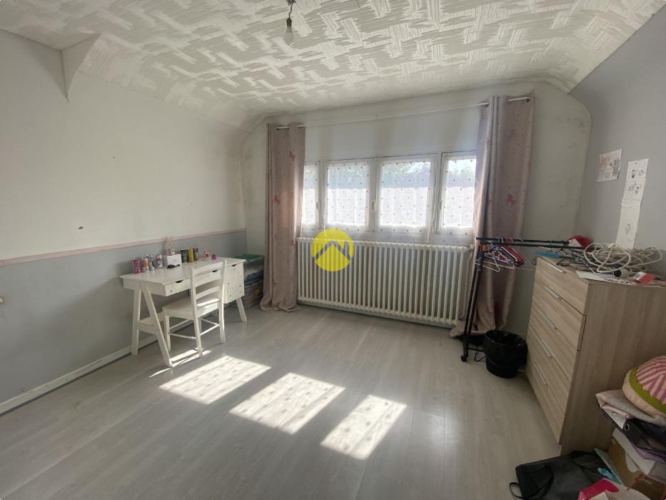 GRANDE MAISON PROCHE DE TOUT
