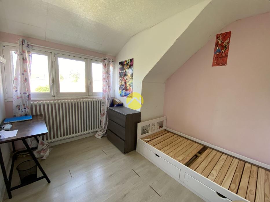 GRANDE MAISON PROCHE DE TOUT