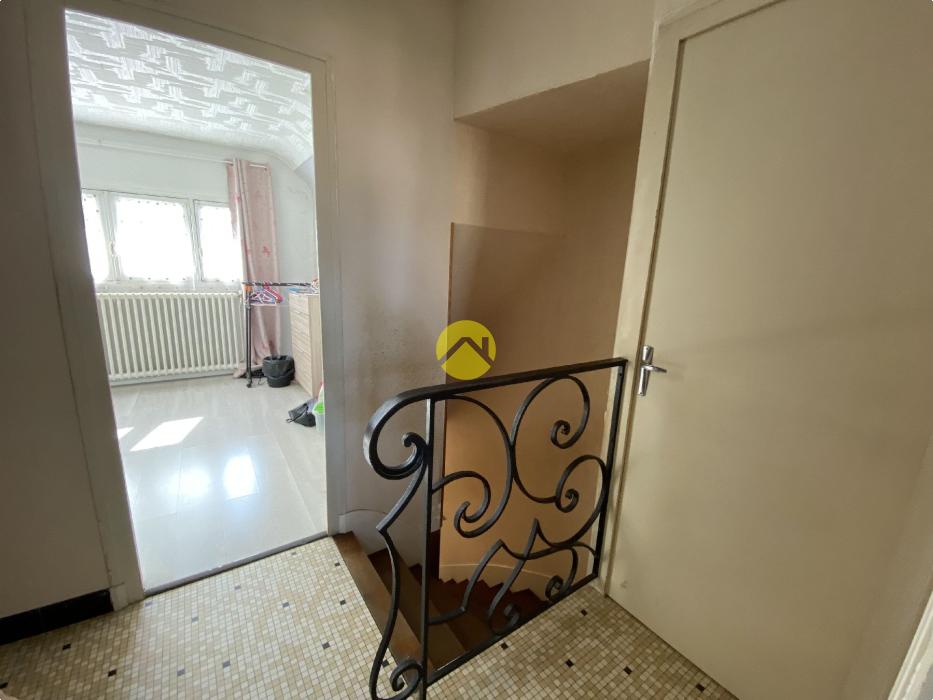 GRANDE MAISON PROCHE DE TOUT