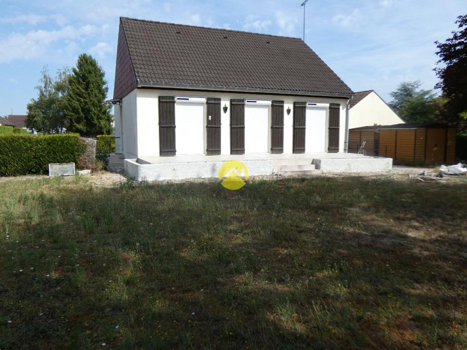 CHARMANT PAVILLON