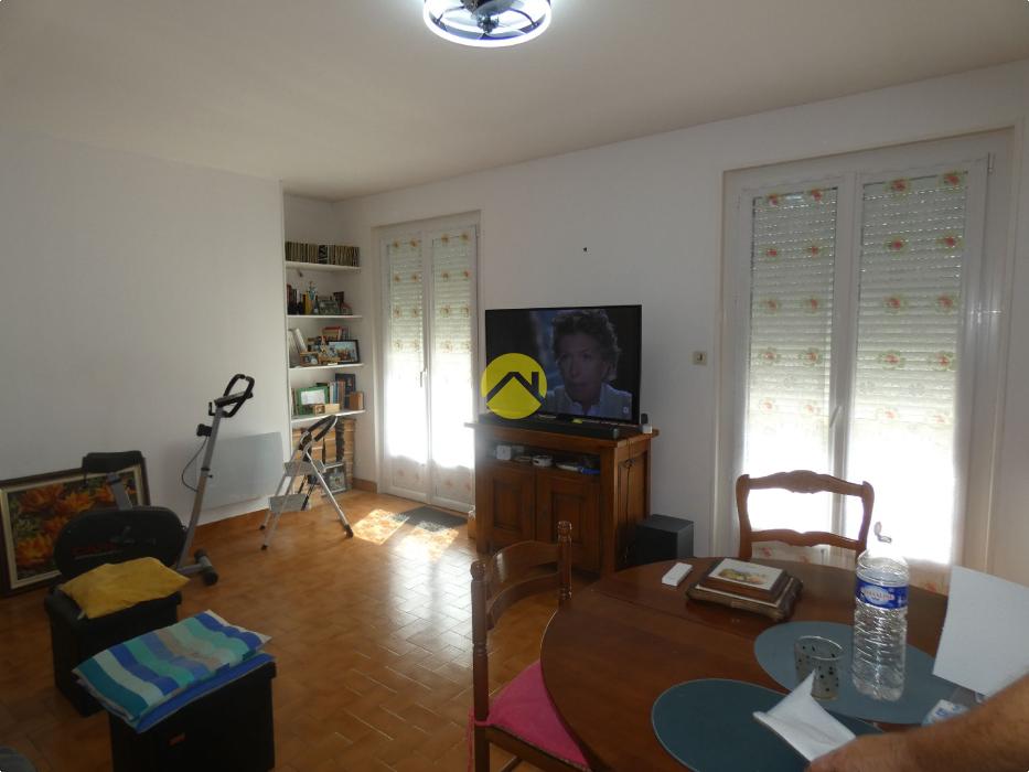 CHARMANT PAVILLON