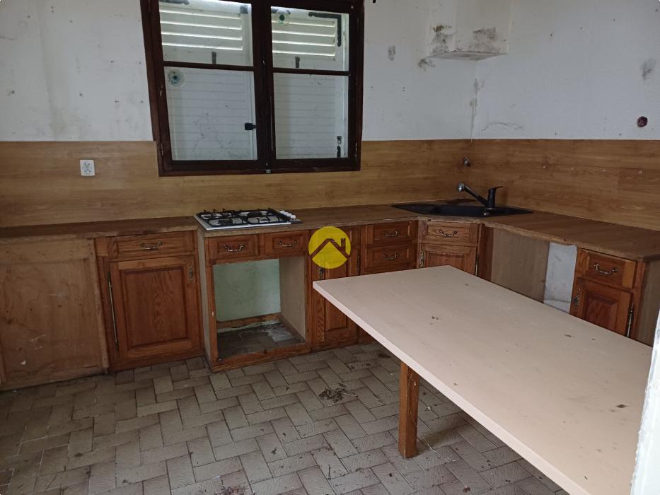MAISON 85 M2 avec TERRAIN 2035 M2