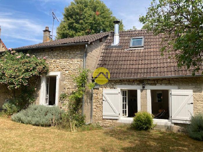 Maison / Pavillon Saint satur, 3 pièces à vendre