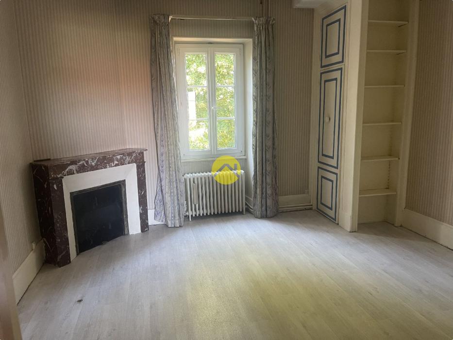 MAISON DE MAITRE PLEINE DE CHARME