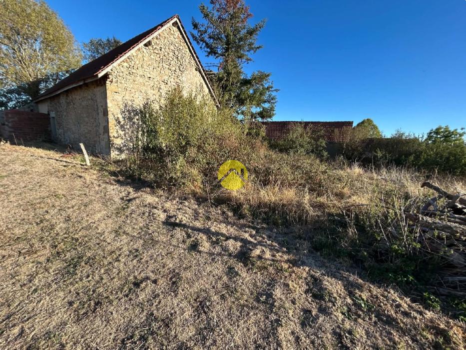 Maison dont grange attenante