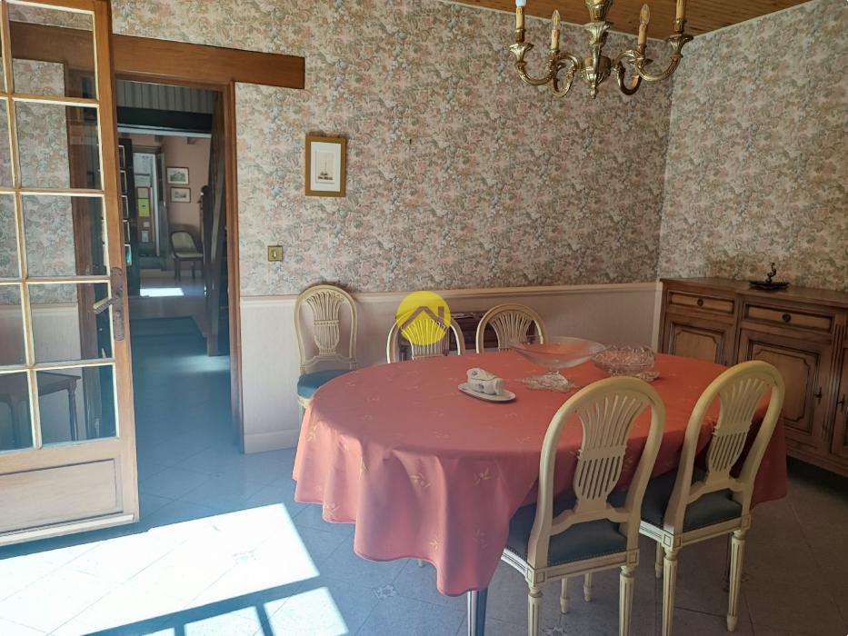 19683m² de terrain attenant...