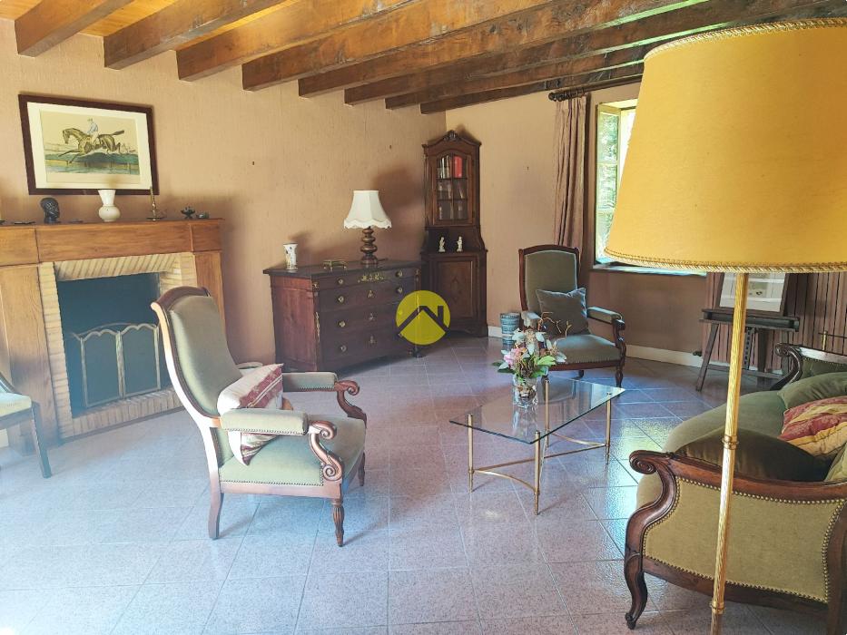 19683m² de terrain attenant...