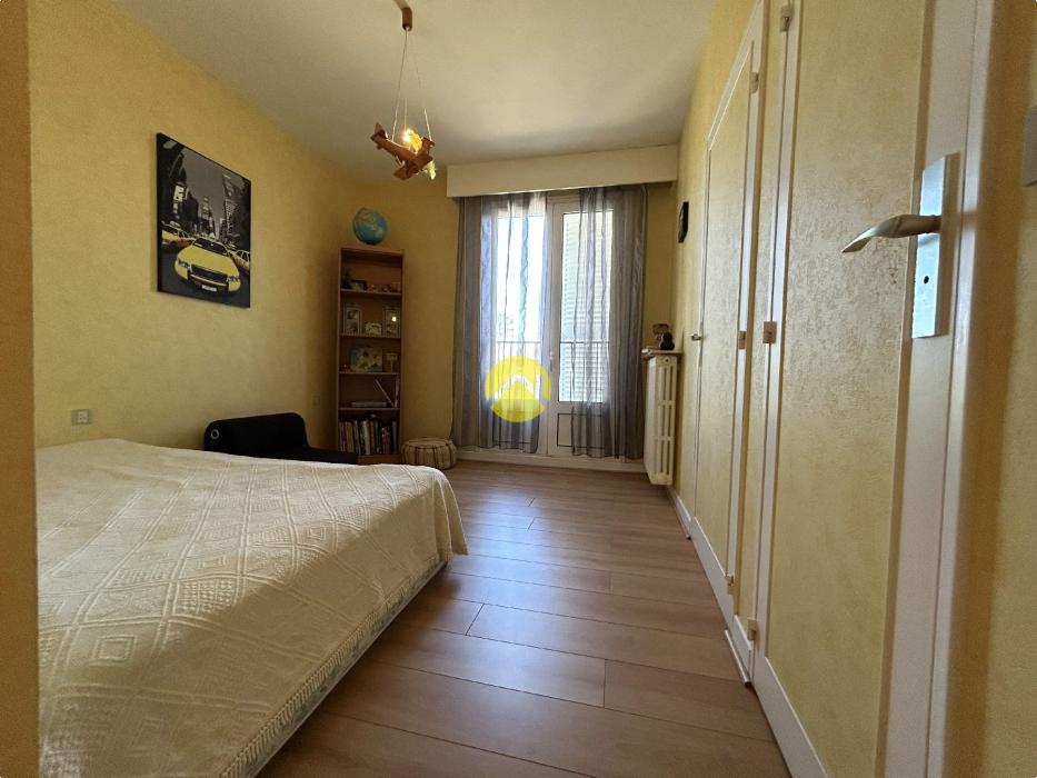 VILLA FAMILIALE