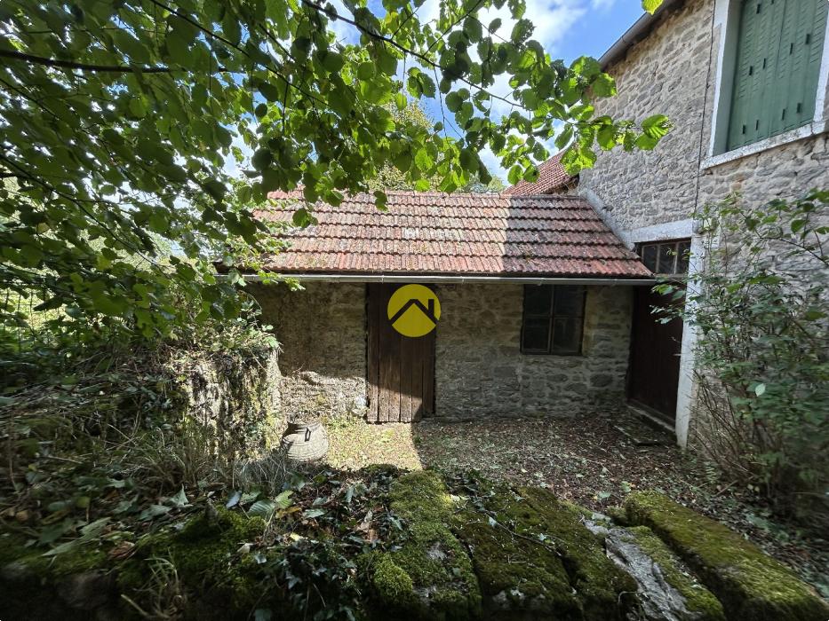 CHARMANTE MAISONNETTE CREUSOISE